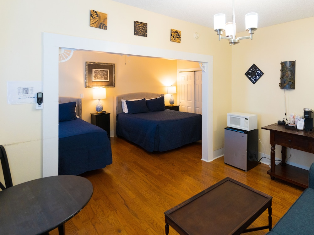 The Heirloom Inn 29/46