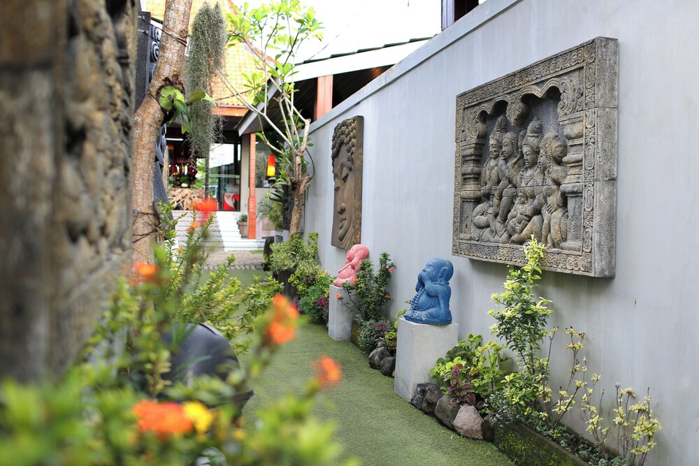 The Reward Villas Kerobokan 6/50