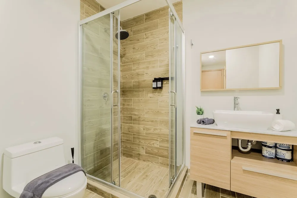 Amaan Vacation Suites 50/50