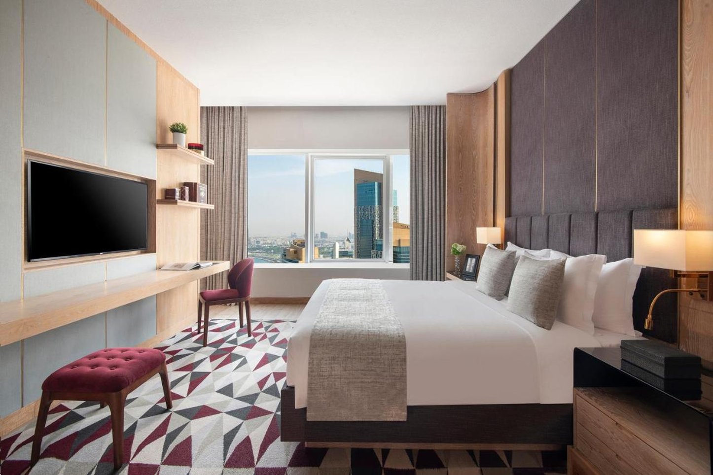 The Bentley Luxury Hotel and Suites Doha 22/60