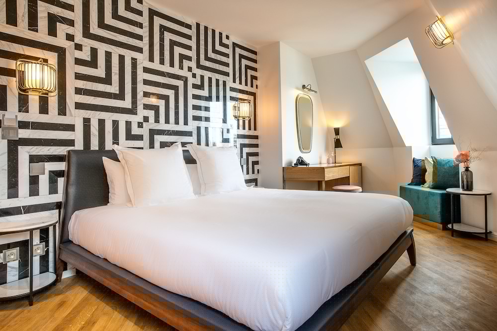 Hotel Rose Bourbon 15/70