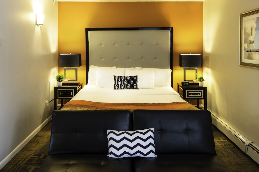 HOTEL ROYAL OAK 39/44
