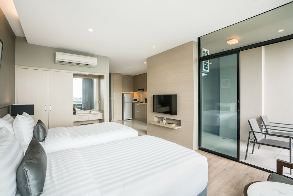 Altera Hotel And Residence Pattaya 20/62