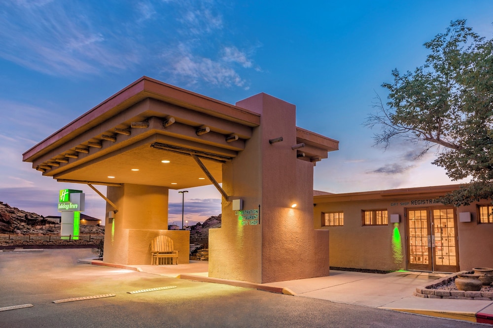 Holiday Inn Canyon de Chelly (Chinle), an IHG Hotel 2/37