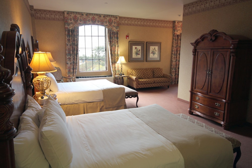 The Inn And Spa At East Wind 22/70
