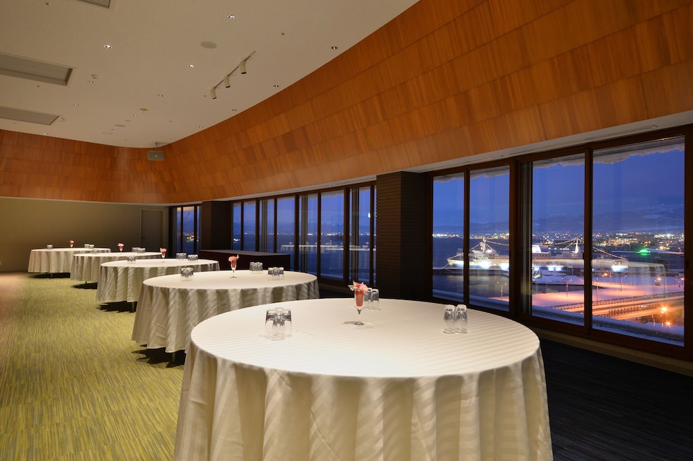 Hakodate Kokusai Hotel 69/73