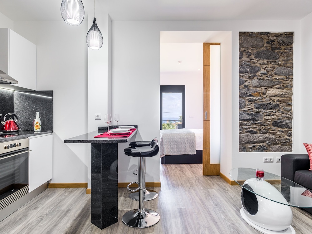 Enxurros House 30/48
