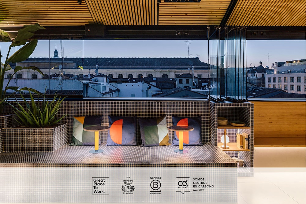 HOSTAL BUELTA 4/50