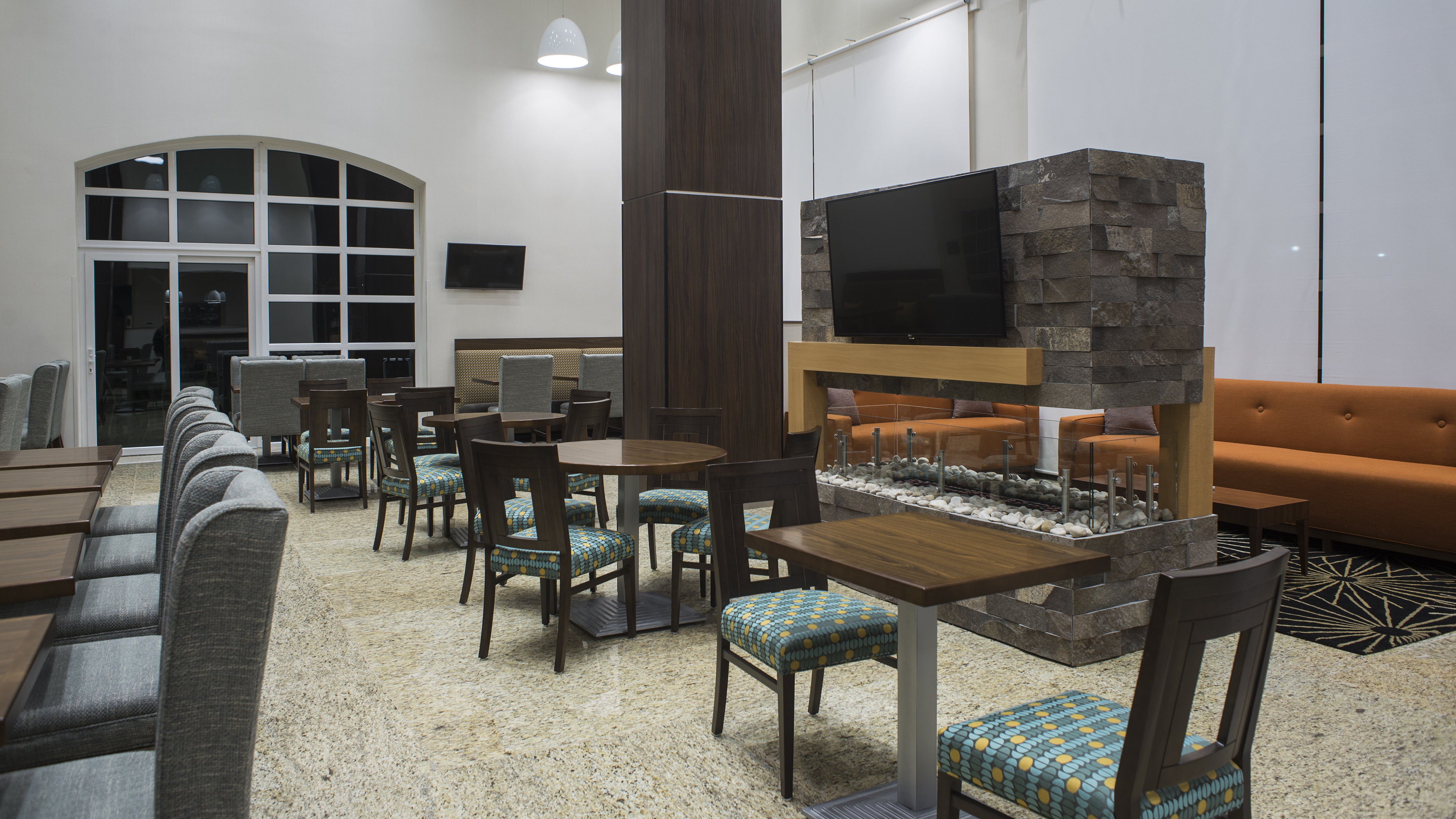 Staybridge Suites Puebla 53/63