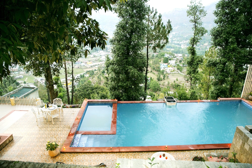 The Fern Hillside Resort Bhimtal 44/76