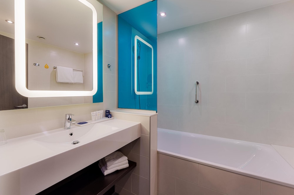 PARK INN BY RADISSON RIGA VALDEMARA 68/69