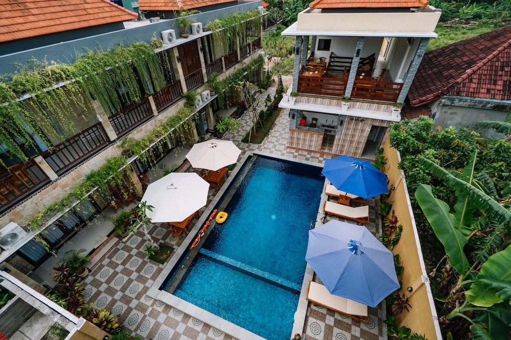 Sari Nusa Inn 2/16