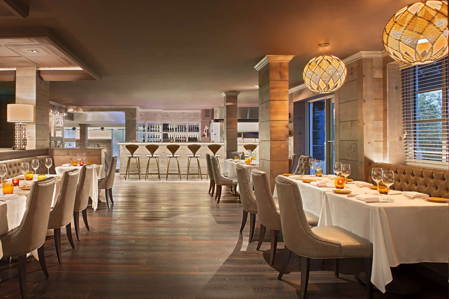 restaurant cafeteria