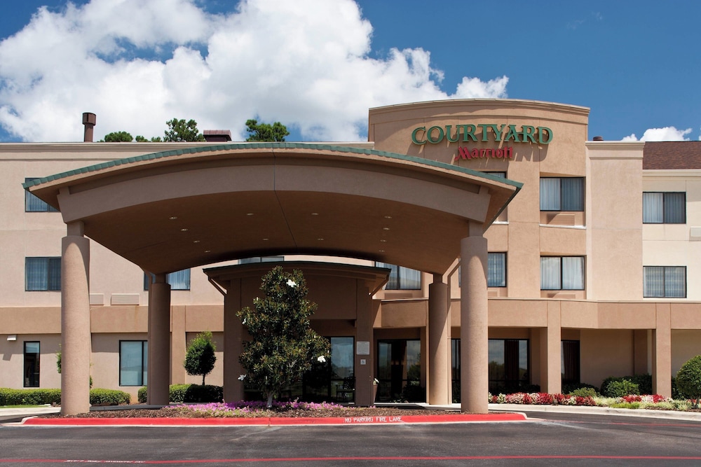 Courtyard Texarkana 7/56