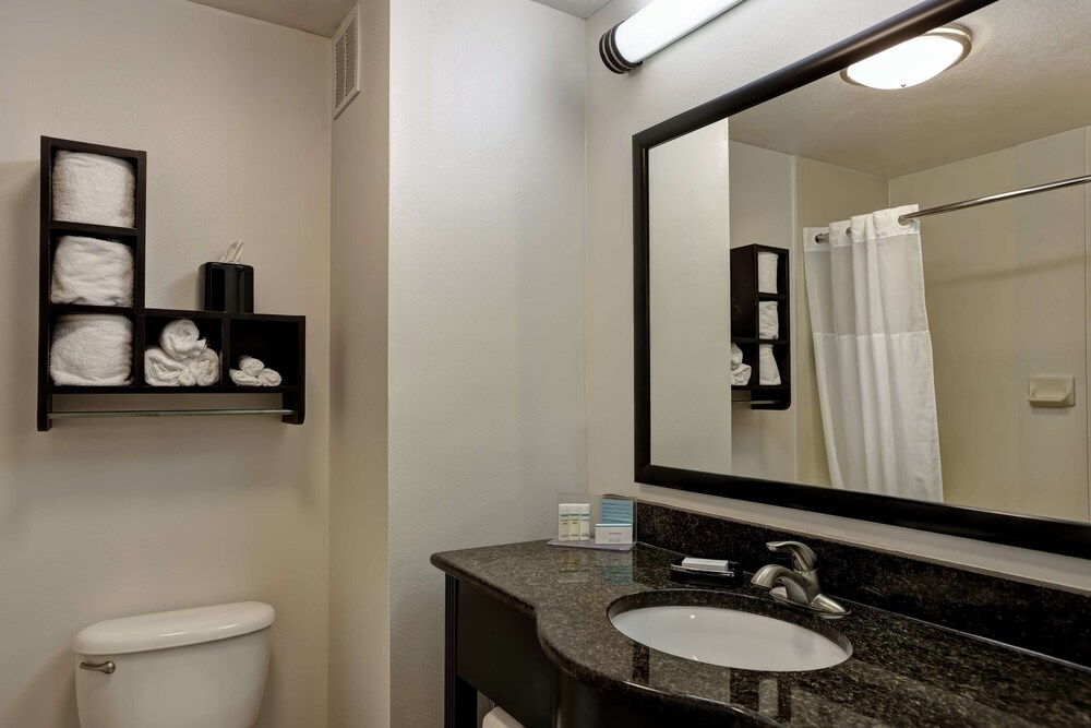 Hampton Inn Atlanta/Woodstock 5/34