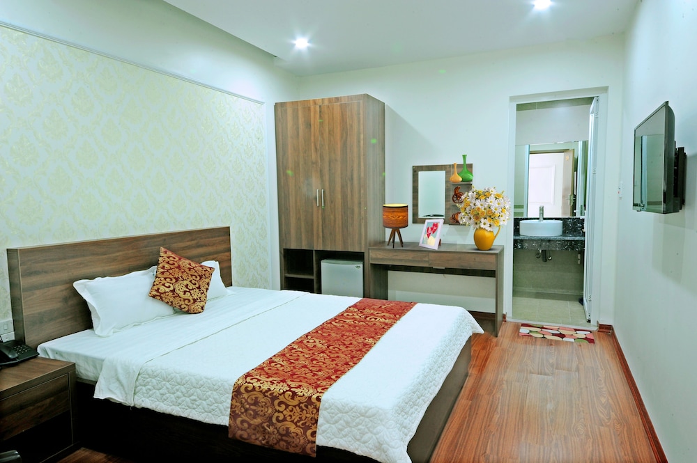LUXURY, DOUBLE BED