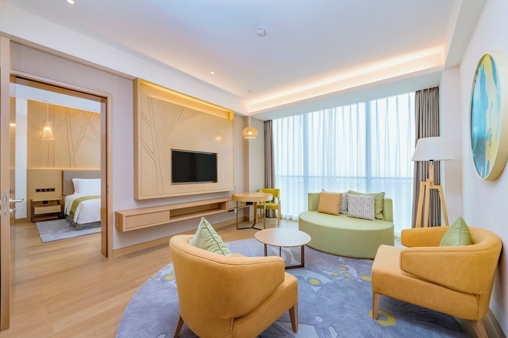 Holiday Inn Changsha Dawangshan 44/72