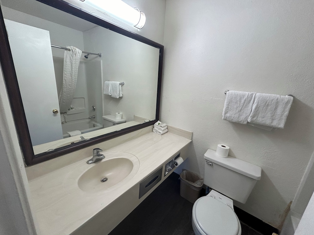 Studio6 Tempe, AZ – Elliot Road 28/30