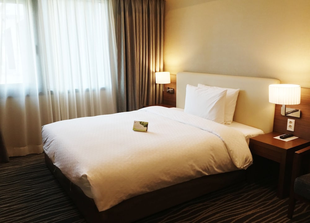 Busan Business Hotel 35/73