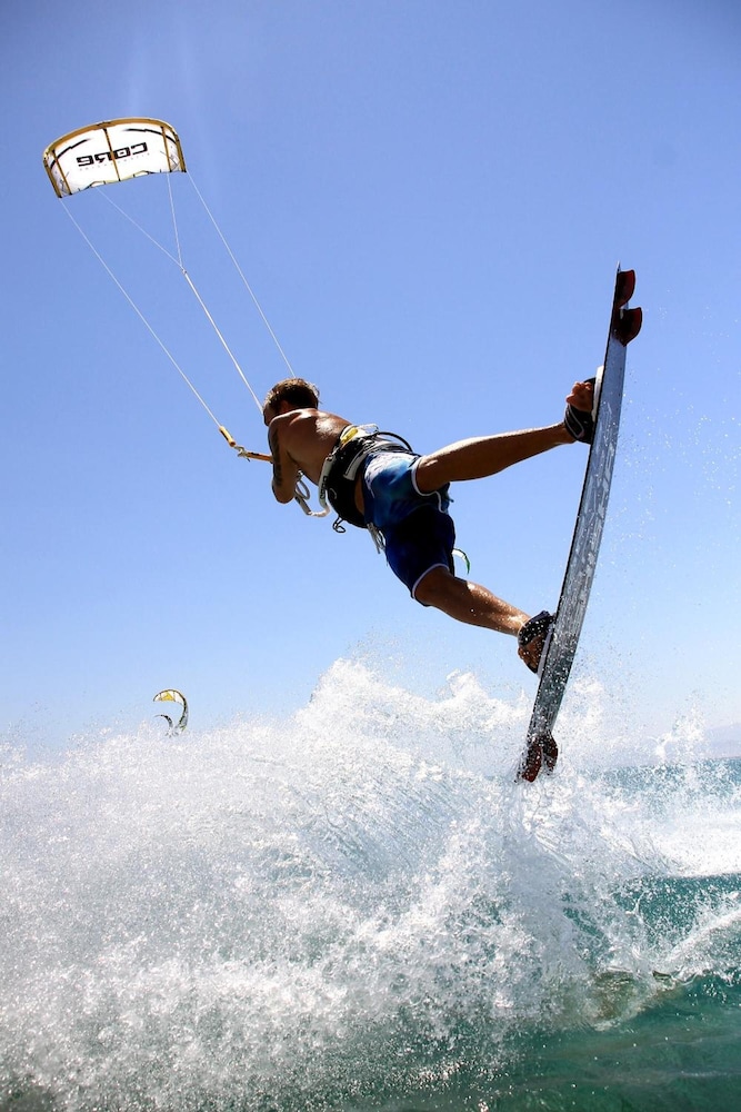 The Breakers Diving and Surfing Lodge 39/62