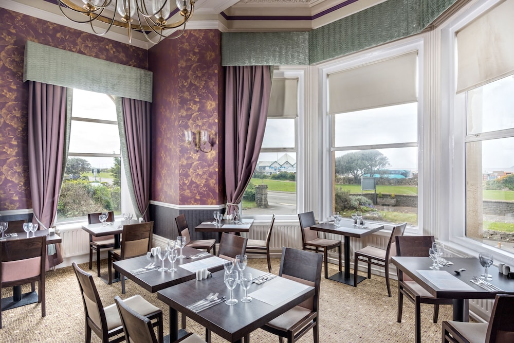 The Grand Atlantic Hotel 53/65