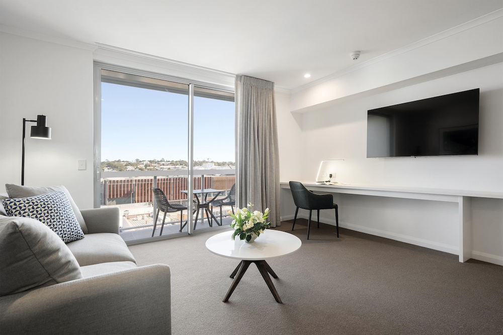 Oaks Toowoomba Hotel 49/70