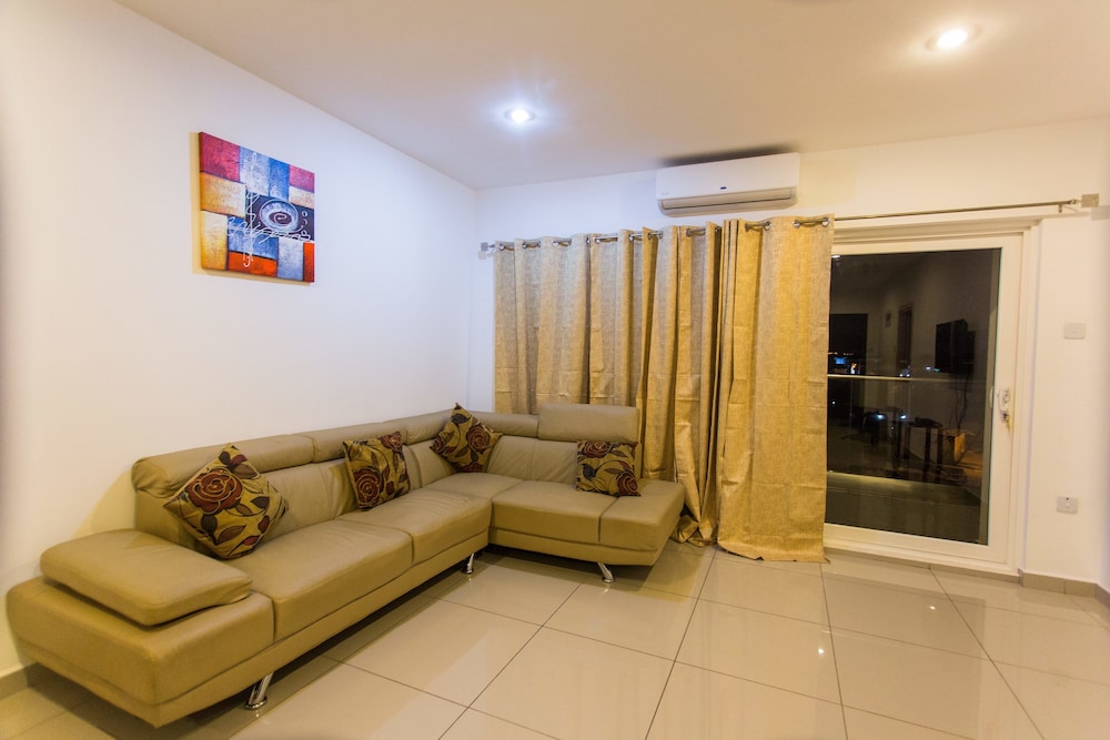 Accra Luxury Apartments 34/50