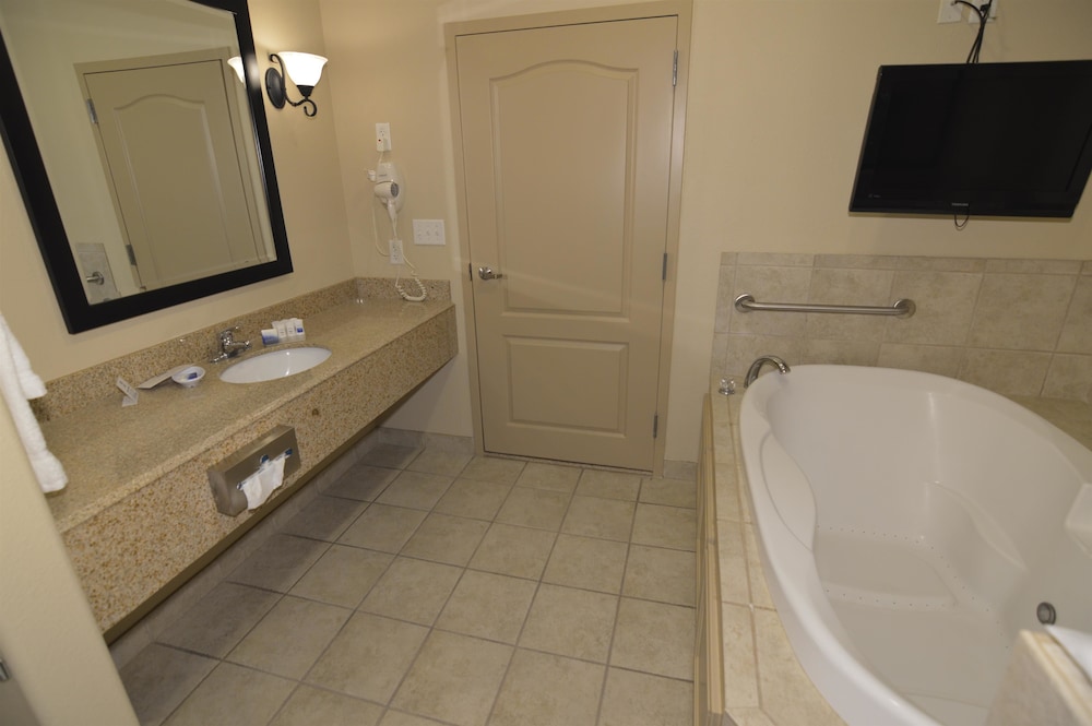 Best Western Franklin Town Center Hotel & Suites 18/34