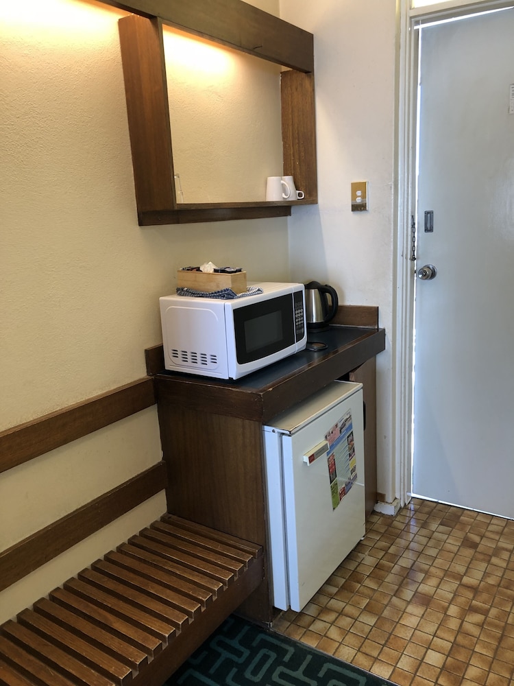 Canberra Lyneham Motor Inn 31/48