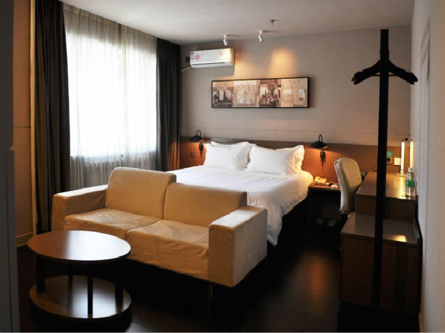 Jinjiang Inn Select (Datong Railway Station) 6/15