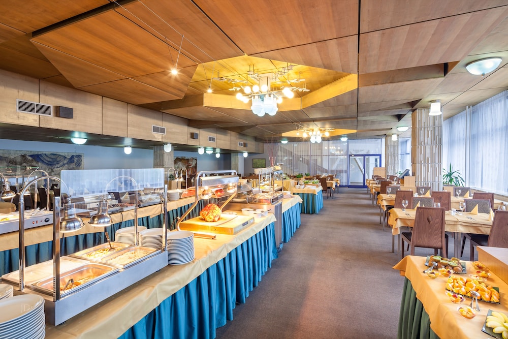 Hotel Horizont 32/50