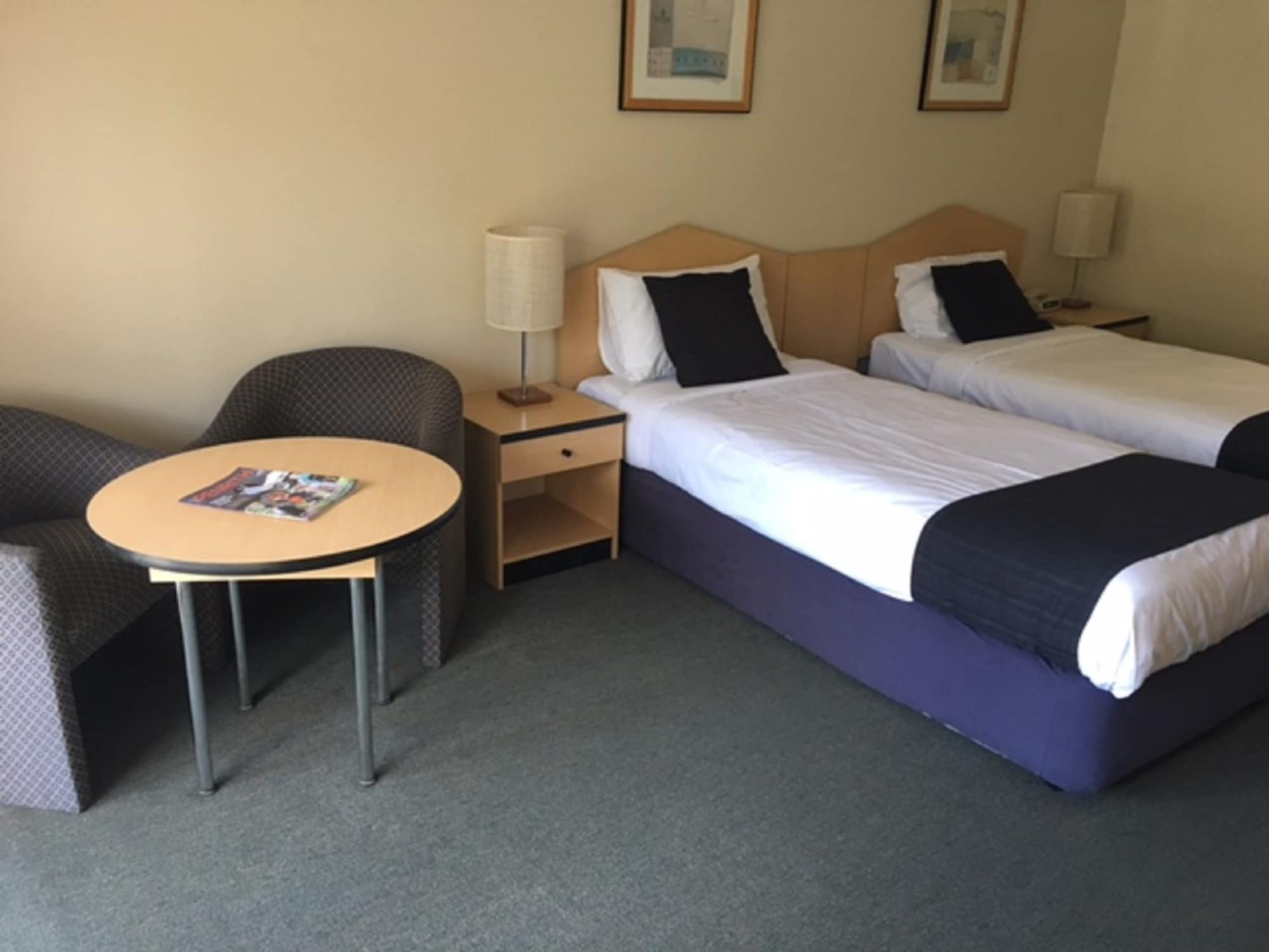 STANDARD, TWIN BEDS