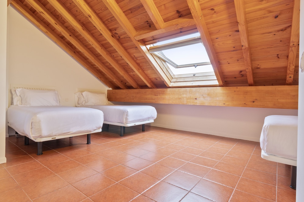 Abba Comillas Apartments 12/59