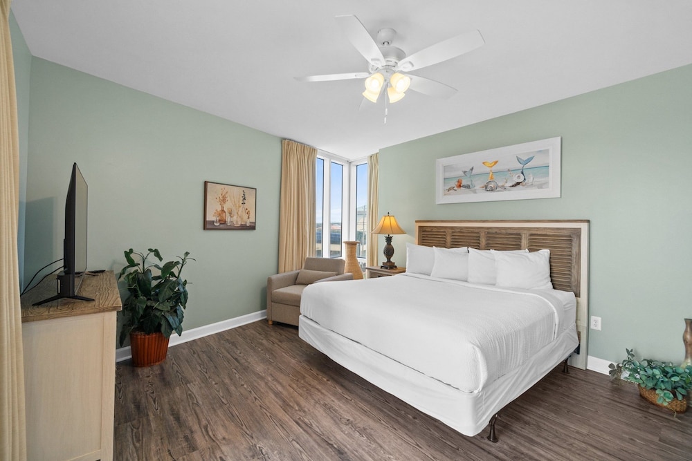 شقة سكنية بسريرين كينج وسرير كوين وسرير فردي بإطلالة على البحر بـ3 غرف نوم مع أريكة، Splash Beach Resort By Panhandle Getaways 3/10