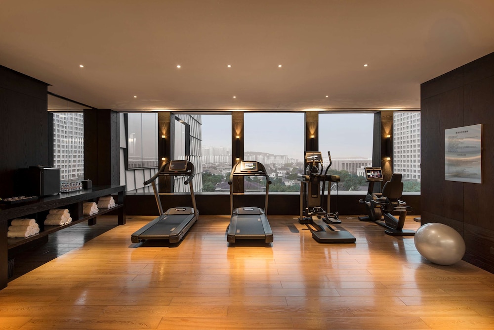 Hyatt Regency Wuhan Optics Valley 34/57