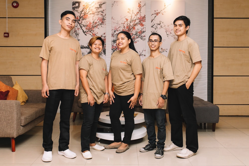 Dynasty Tourist Inn 10/69