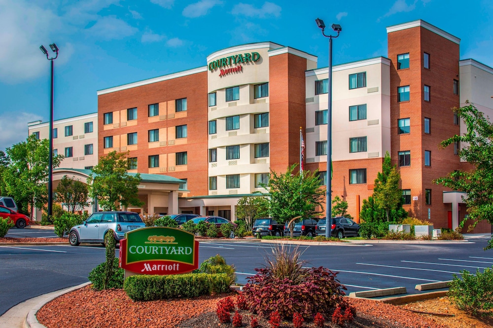 Courtyard Greensboro Airport 3/60