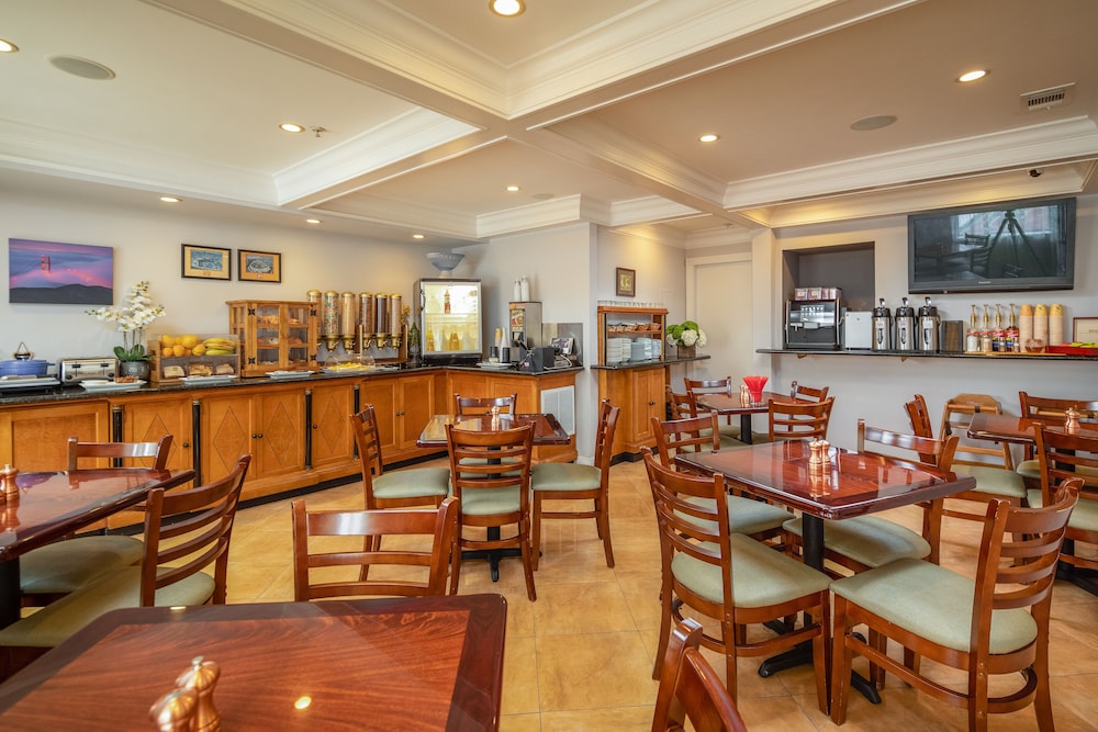 Millwood Inn And Suites 50/67