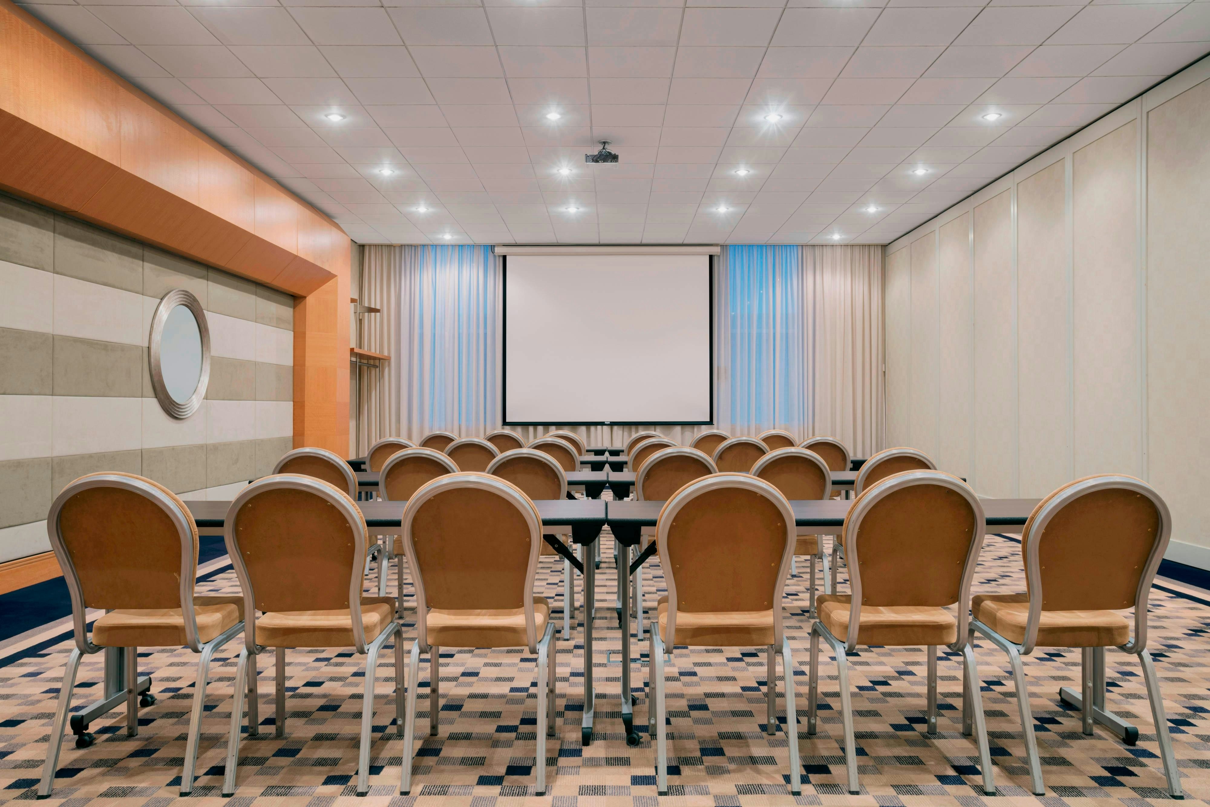 SHERATON BRUSSELS AIRPORT HOTEL 51/61