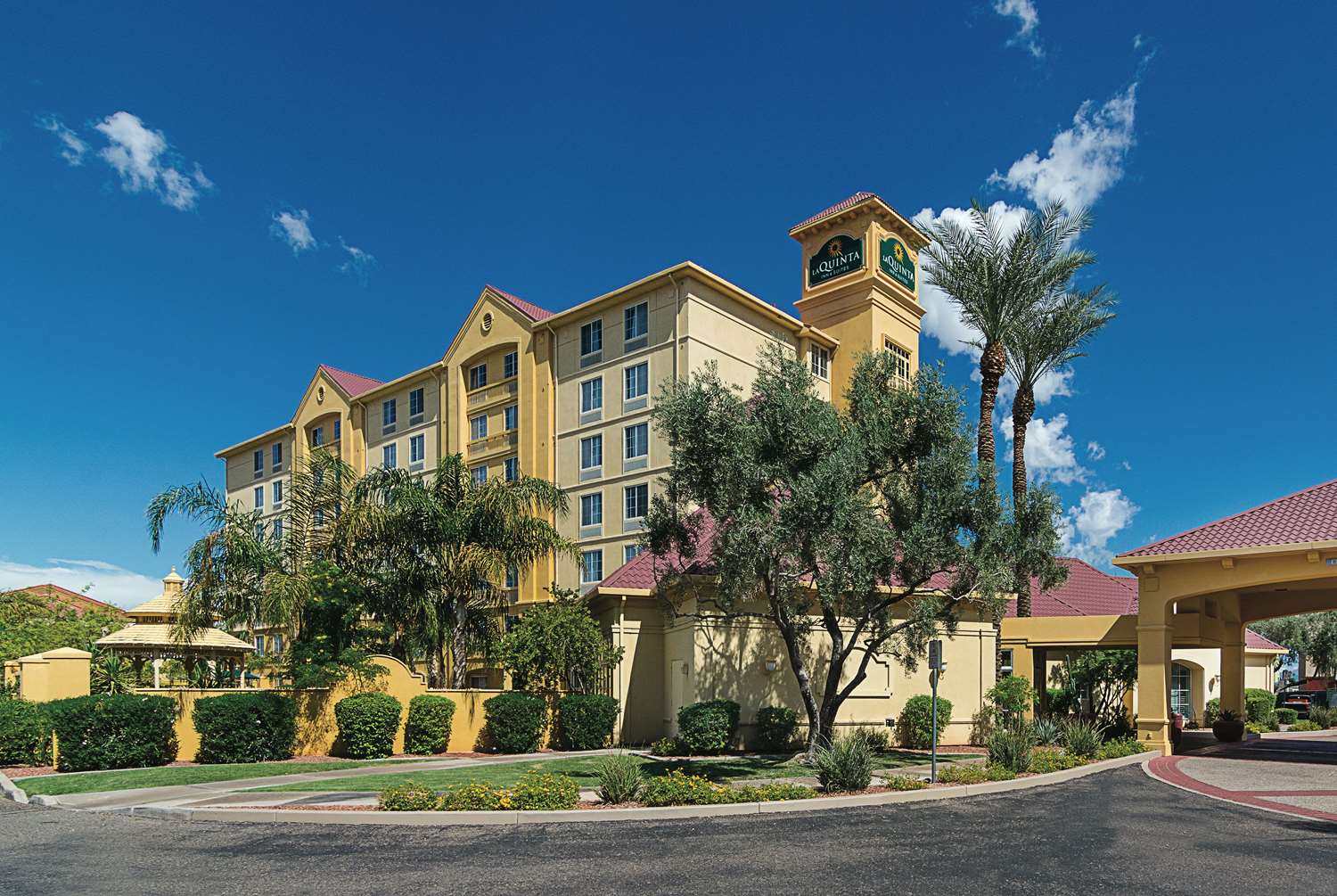 La Quinta Inn And Suites By Wyndham Phoenix Mesa West 49/56