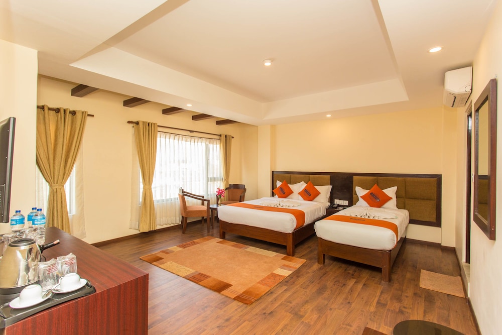 Hotel Jay Suites 50/75