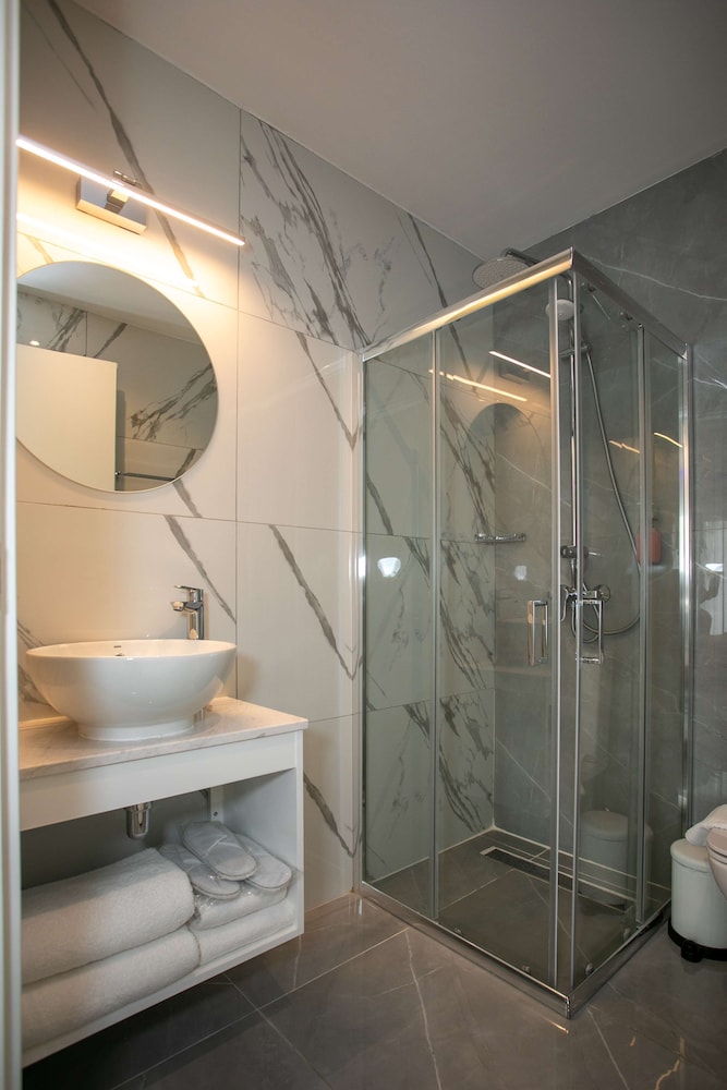 Best Western Plus Larco Hotel 23/59