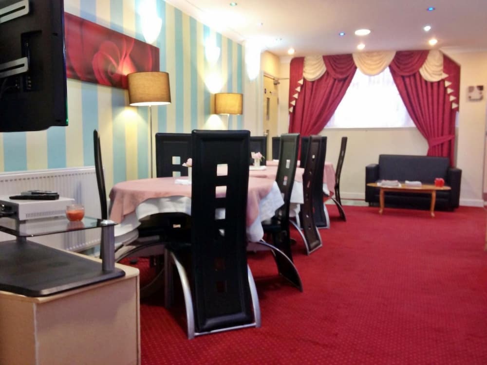 City View Hotel Roman Road Market 17/23