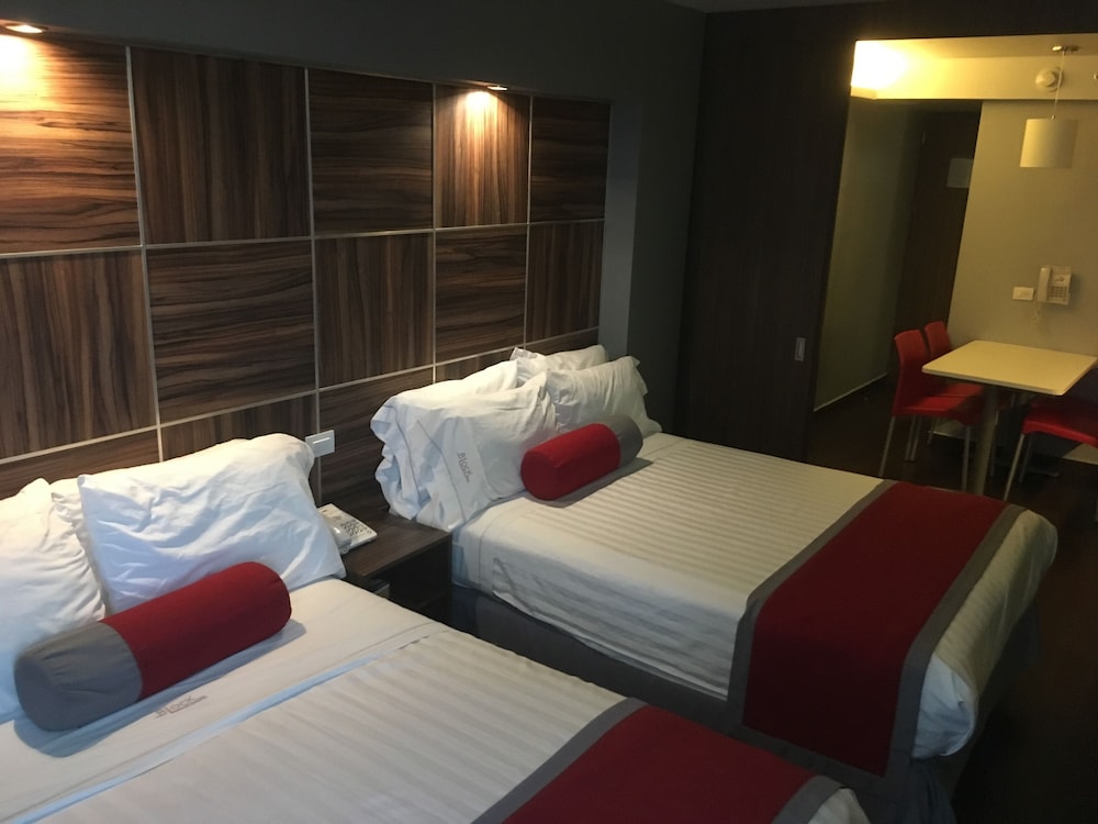 Hotel Block Suites 28/69