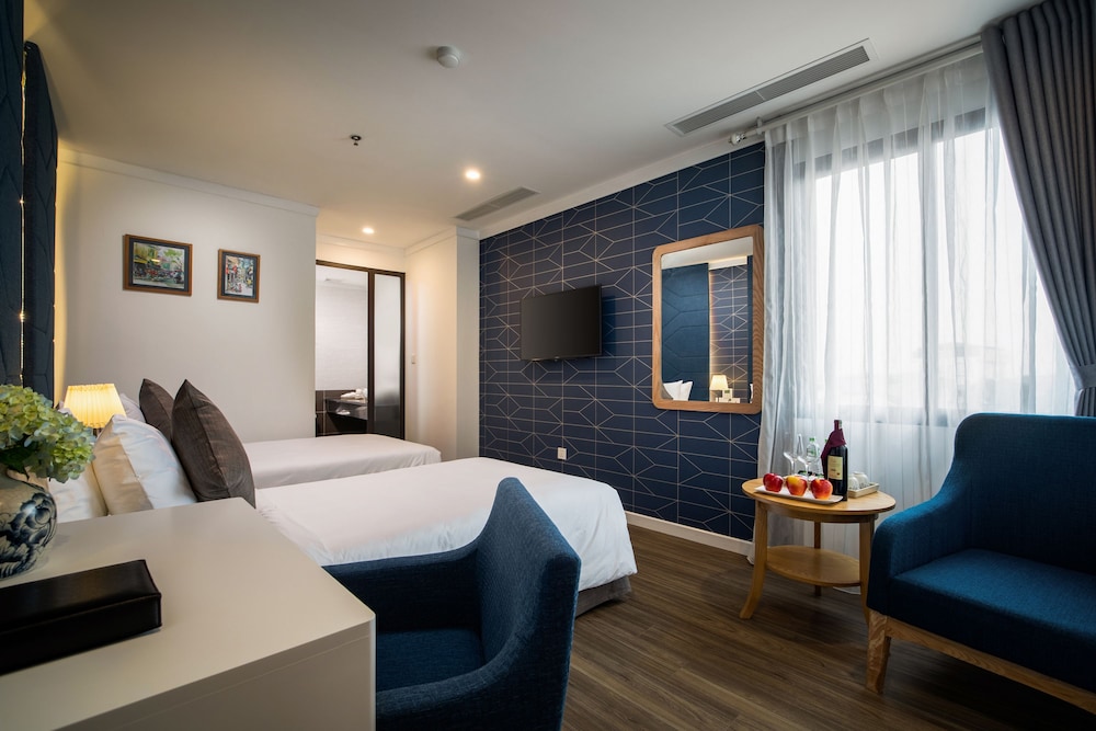Bonsella Prestige Hotel and Spa 9/71