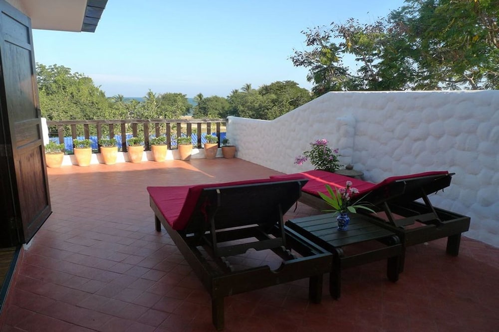 Baan Talay Chine Boutique Resort 65/70