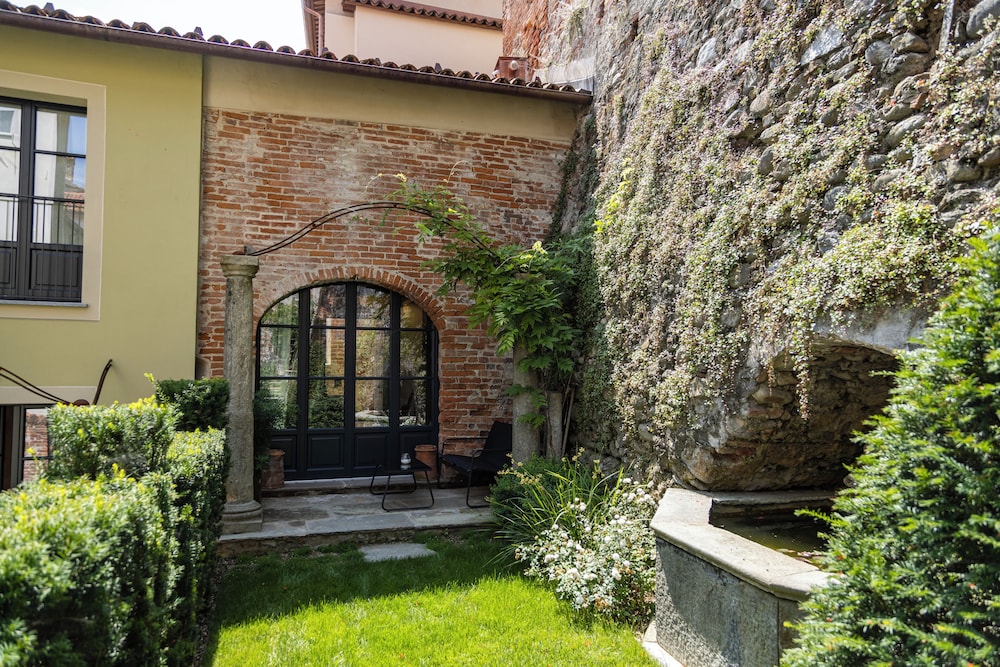 Palazzo Fauzone Relais 40/50