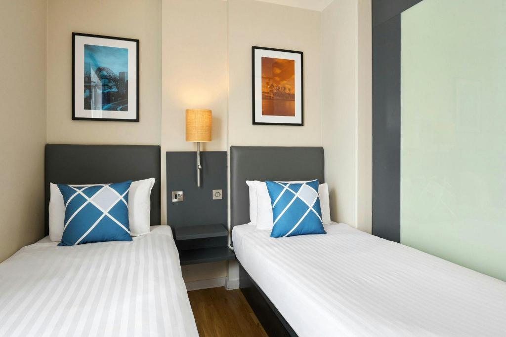 Efficiency, Twin Beds