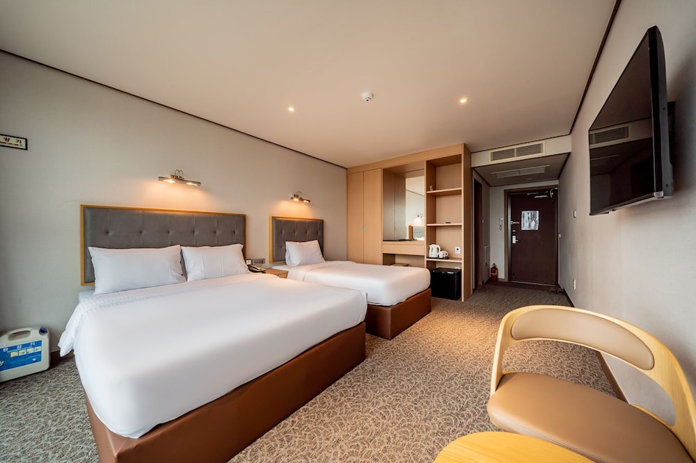 Sunrise Hotel Sungsan 9/62