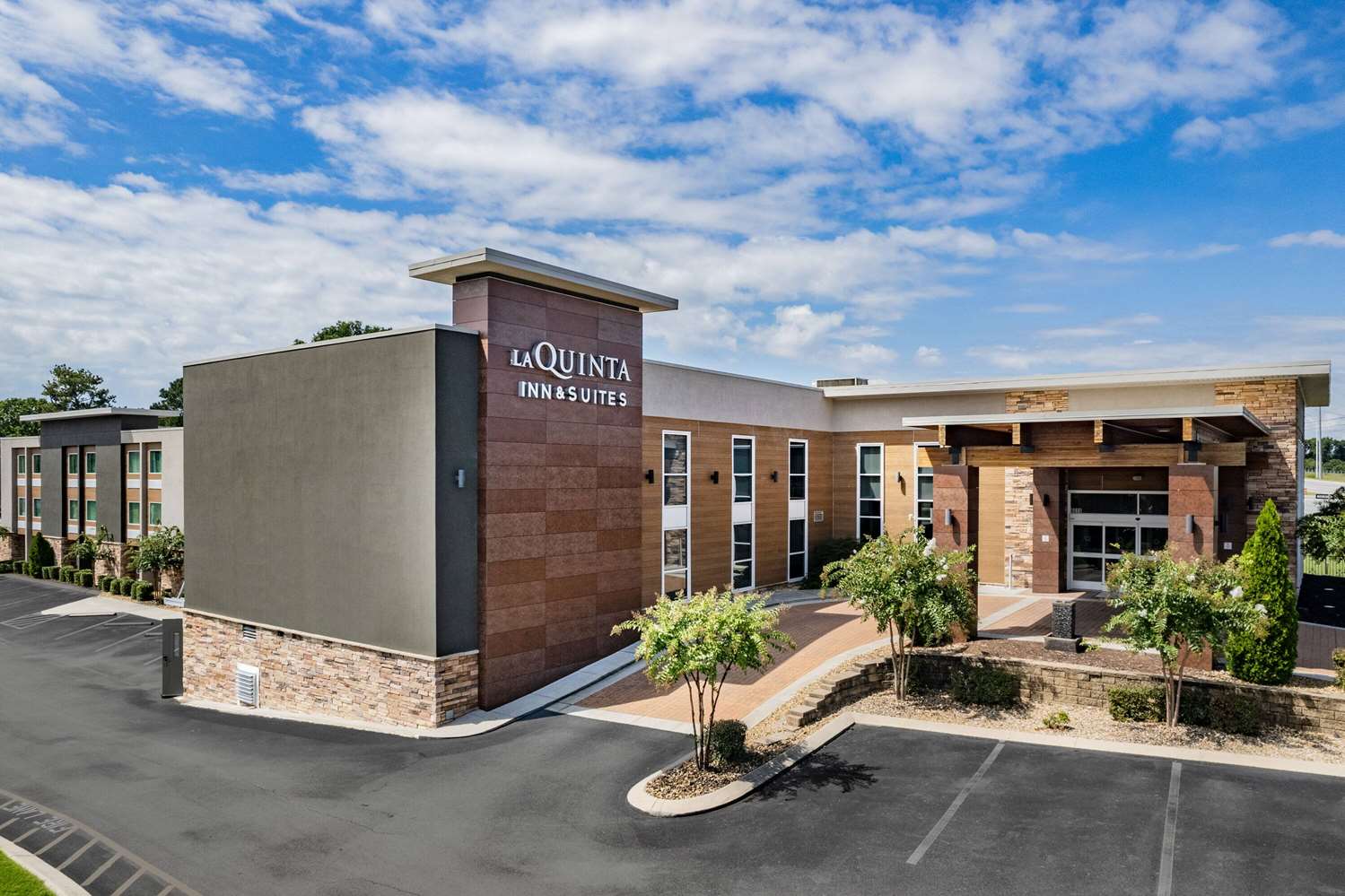 La Quinta Inn & Suites by Wyndham Chattanooga - East Ridge 3/24